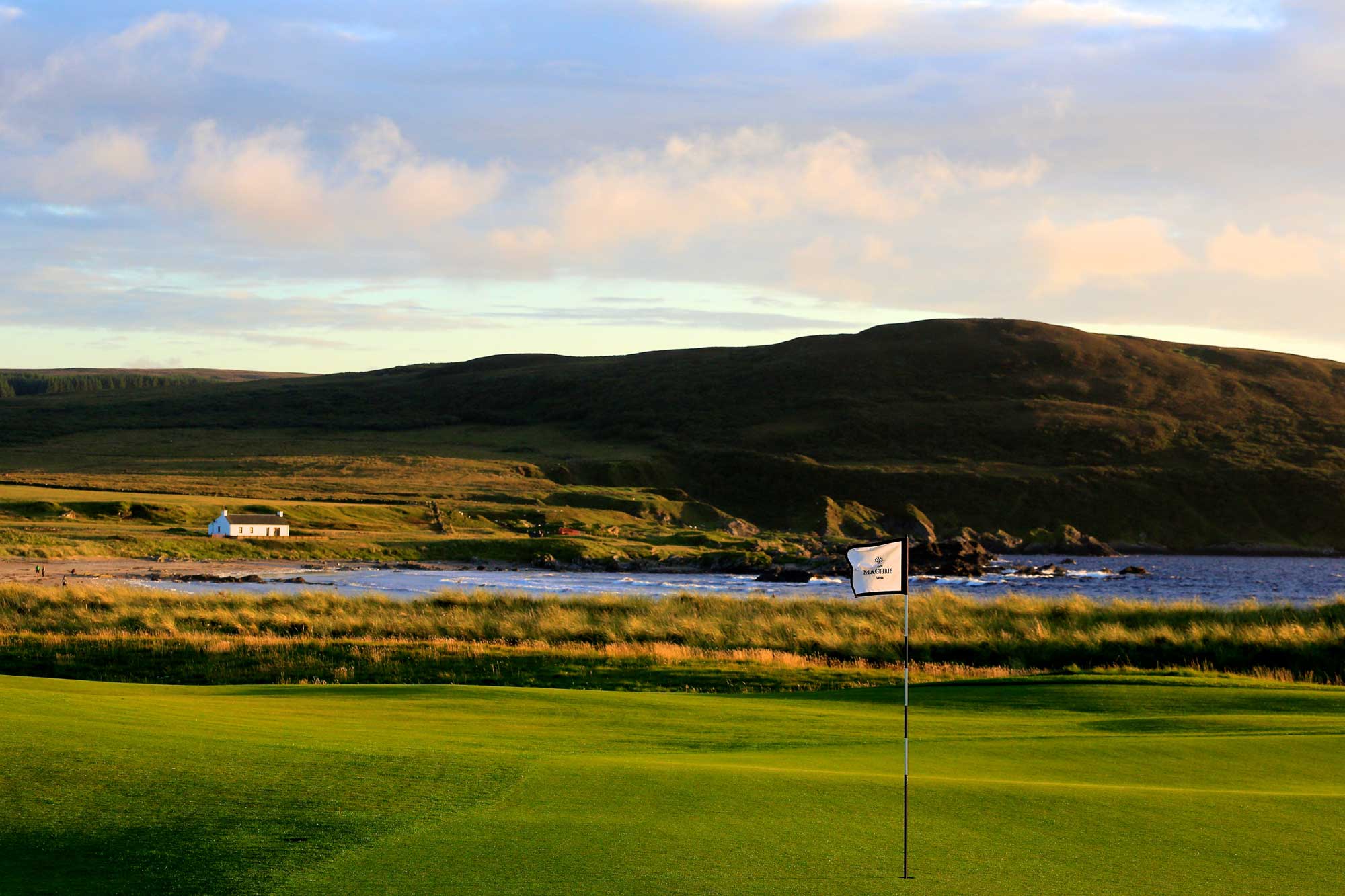 The Machrie Links Gallery Image 1