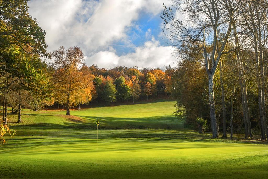 Sandford Springs, Lakes Course  Gallery Image 1