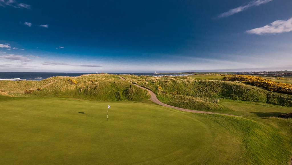 Montrose Golf Links - 1562 Course Gallery Image 4